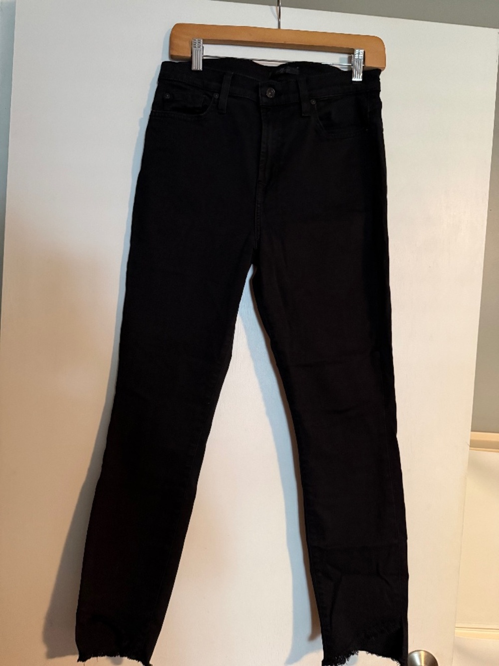 7 FOR ALL MANKIND BLACK HIGH WAIST ANKLE GWENEVERE JEANS